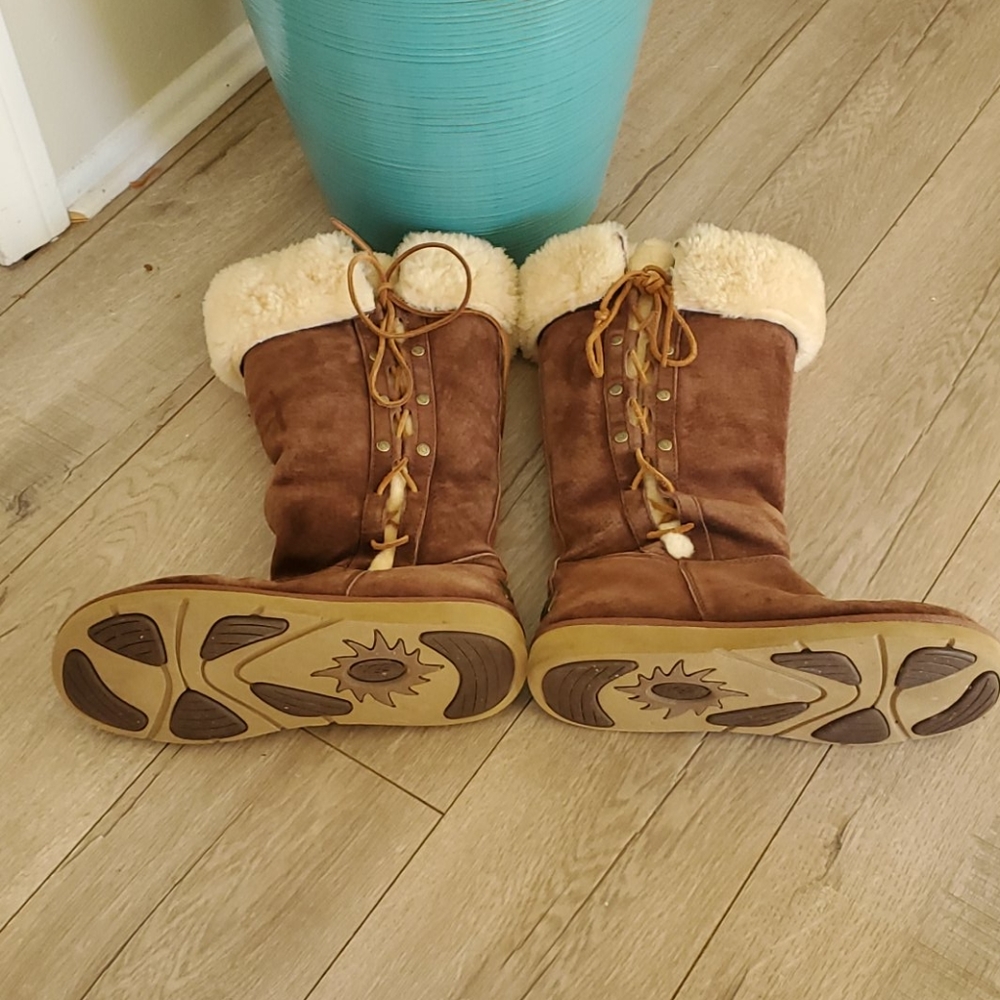UGG Boots Womens 9 Brown Tall Winter Shearling Boots Casual - Picture 2 of 12